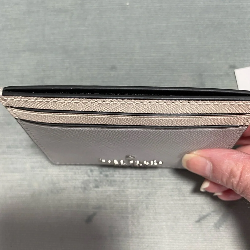 kate spade Two-Tone Gray and Cream Card Holder